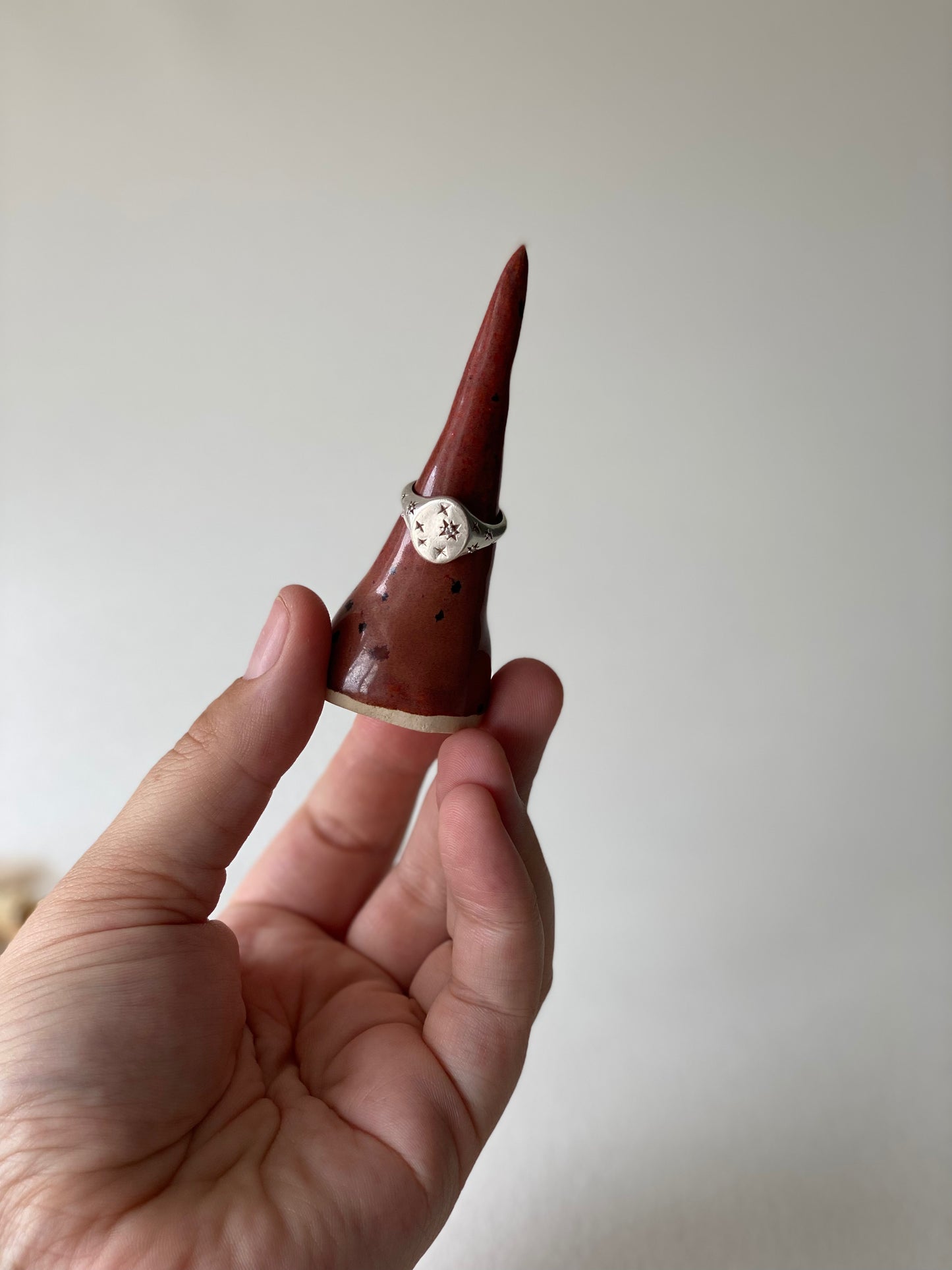 Rosewood Ring Point - by Ceramics in the Annexe