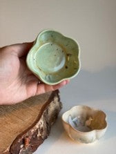 Meadow Speckle Flower Dish - by Ceramics in the Annexe