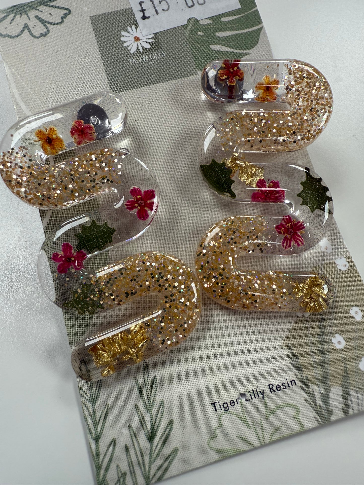Wiggle Real Flower Earrings by Tiger Lilly Resin