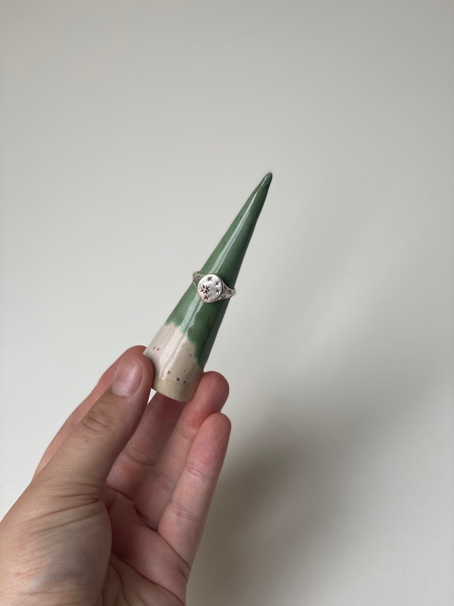 Moss & Sand Ring Point - by Ceramics in the Annexe